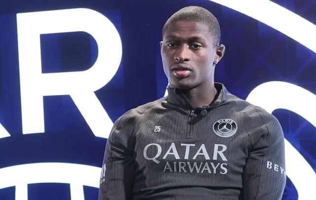 巴黎圣日耳曼边路核心揭秘：努诺·门德斯的战术进化与职业路径深度复盘 体育新闻