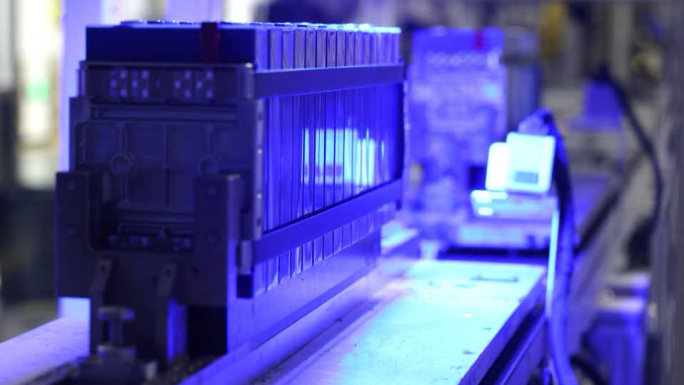 光伏巨头跨界储能意味着什么?隆基绿能布局新增长曲线的深度复盘 IT技术