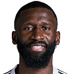  世体报道透露，皇马计划为吕迪格提供一年期新合同；薪资待遇将出现明显调整。 体育新闻