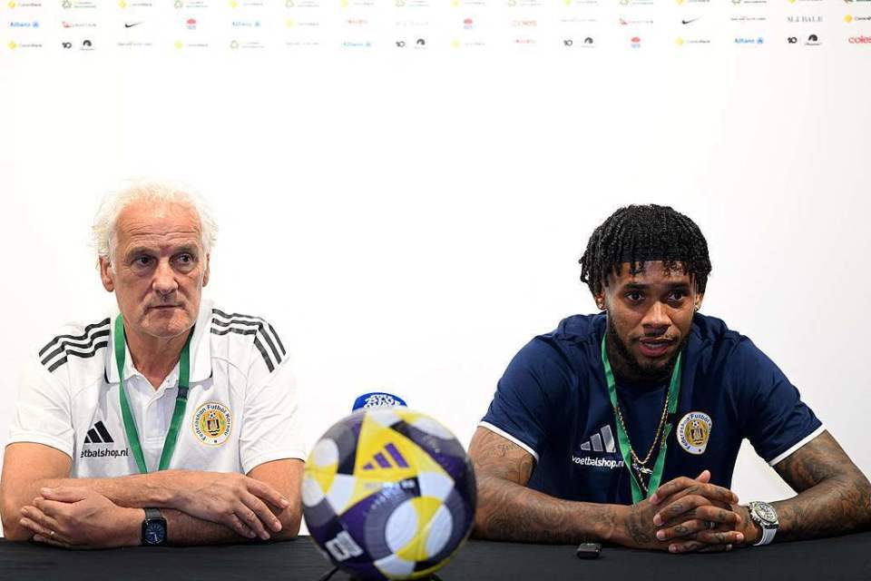 国足执教逻辑演变:邵佳一的战术纪律与库拉索备战解析 体育新闻